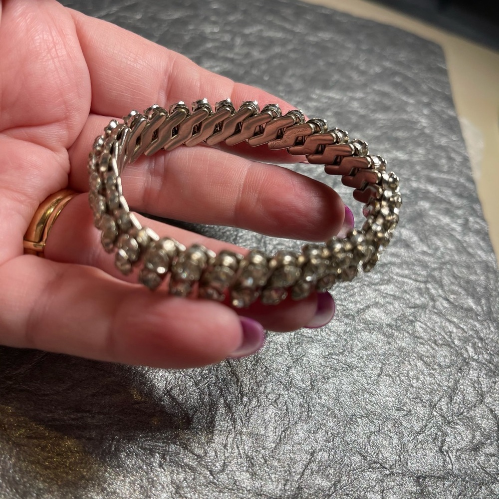 Expandable Rhinestone Bracelet - Picture 2 of 6